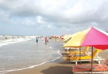 টাকা চুরি করে দুই বান্ধবী নিয়ে কক্সবাজারে পঞ্চম শ্রেণির ছাত্র